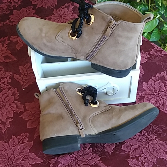 Stella Maden - Picture 2 of 4